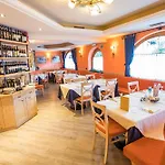 La Pastorella 3*